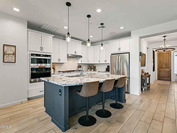 5th image of 776 Alfonse Road