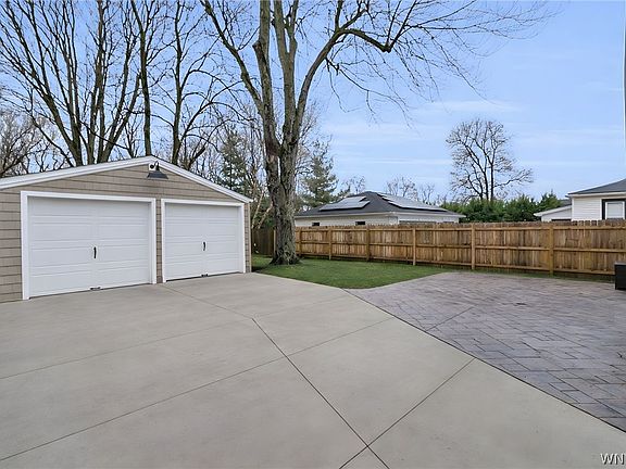 2nd image of 100 N Cayuga Rd