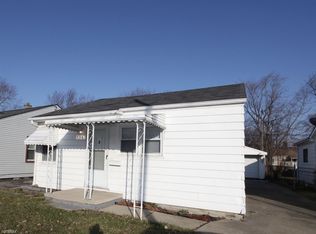 13867 Hendricks Ave, Warren, MI 48089