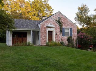 10 Orchard Ln, Saint Louis, MO