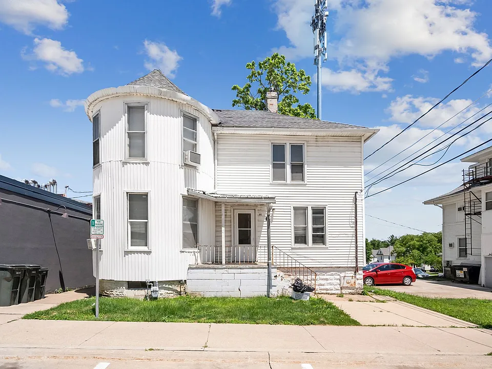 815 W 23rd - Cedar Falls