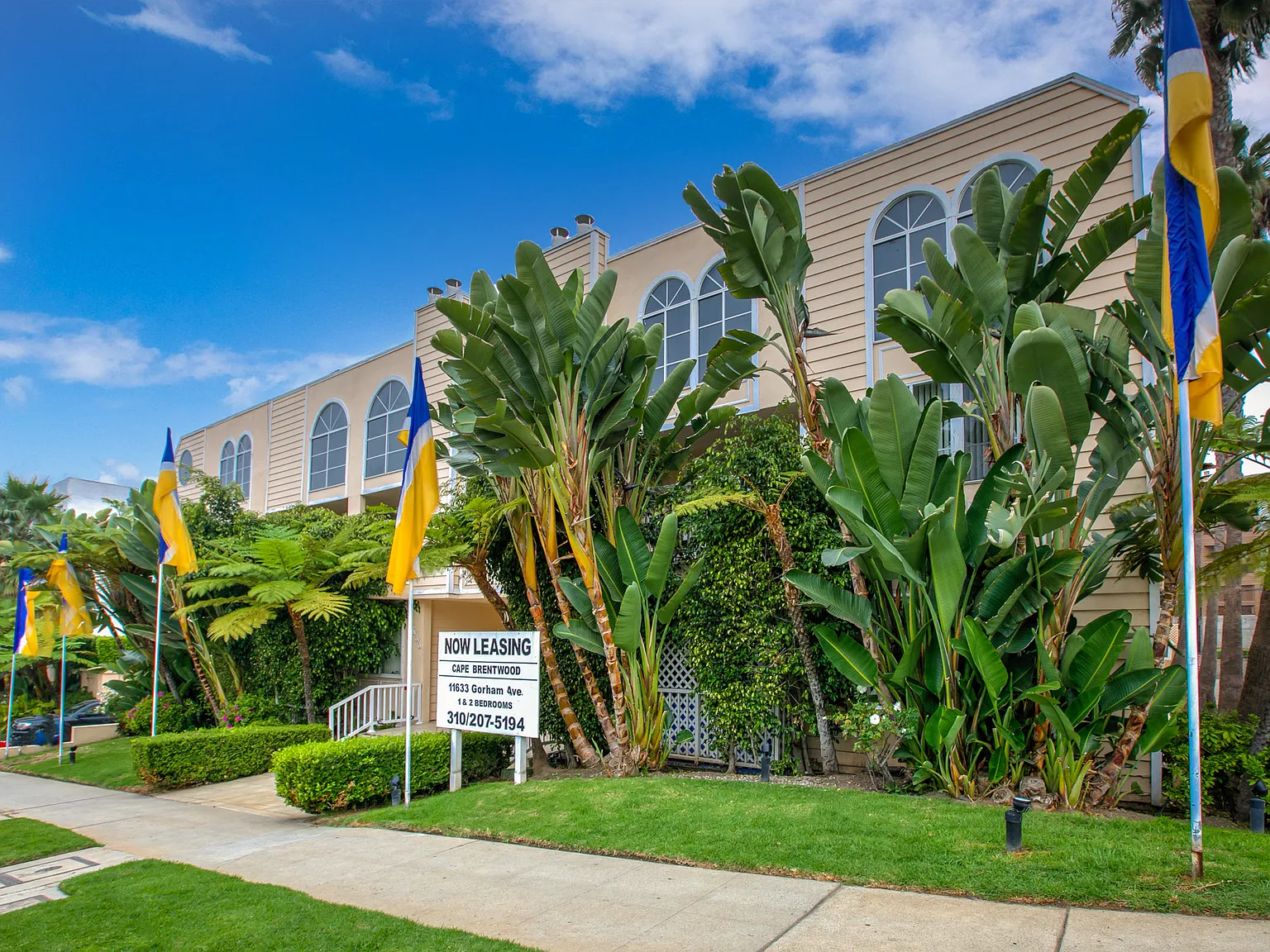 Cape Brentwood — Photo 3