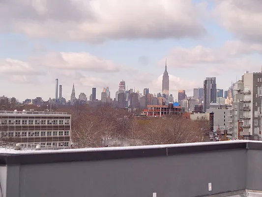 Rented by EXR | media 15