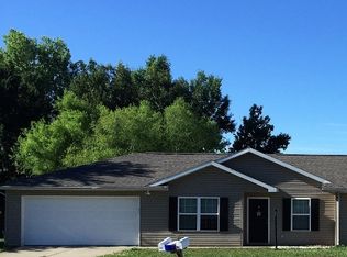 6857 Boston Dr, Newburgh, IN 47630