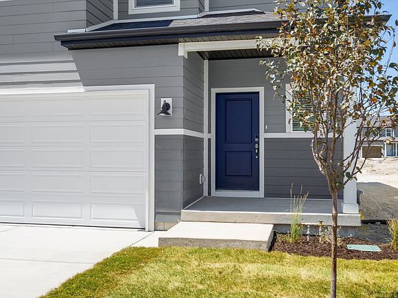 2nd image of 3413 N Gina St #1218
