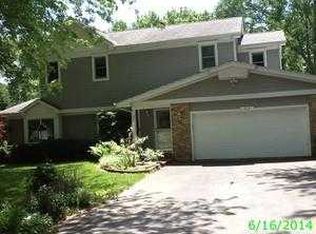 717 Finch Trl, McHenry, IL 60051