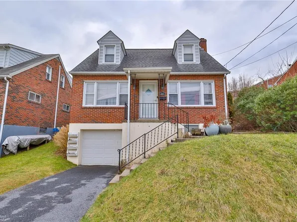 1223 Wiley St, Fountain Hill, PA 18015
