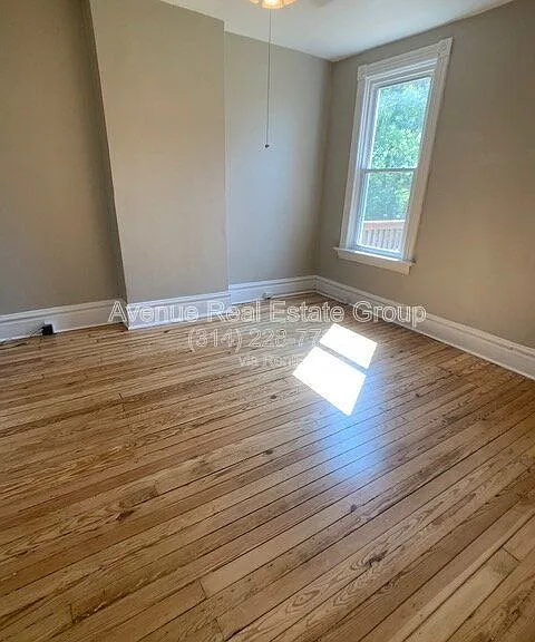 4950 Magnolia Ave #2 — Photo 4