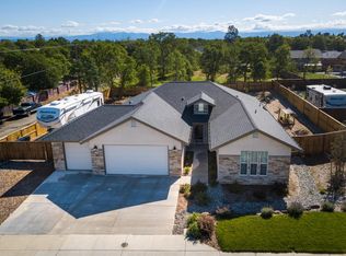 11581 Ridgewood Rd, Redding, CA 96003