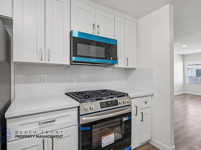 4433 W 120th St. — Photo 6
