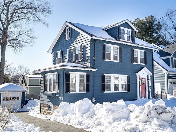 4th image of 10 Dexter Rd