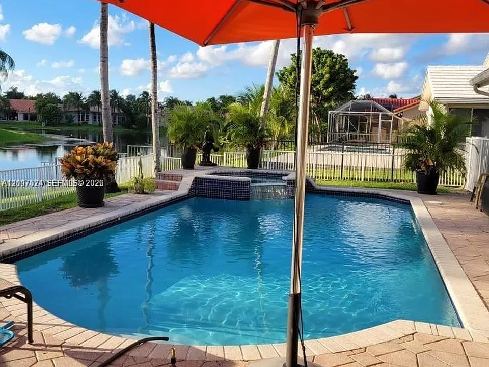 531 NW 108th Ave