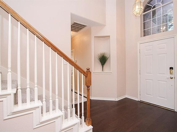 5th image of 8335 Cove Timbers Ln