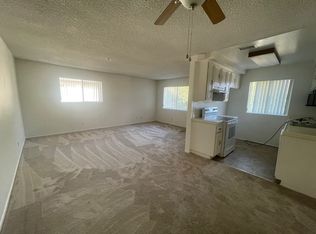 2070 N Avenida Placida #4, Simi Valley, CA 93063