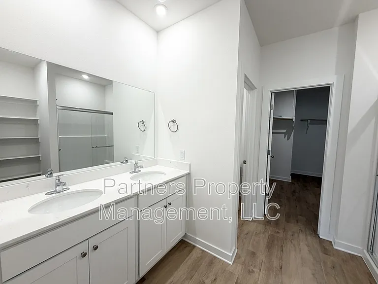 509 S Neon Ave — Photo 11