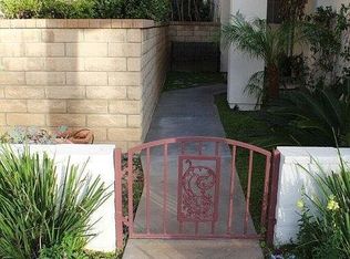 27702 Coldsprings Pl, Valencia, CA 91354