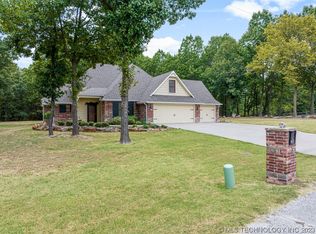 481 Lakeview Dr, Sand Springs, OK 74063