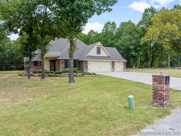 481 Lakeview Dr, Sand Springs, OK 74063