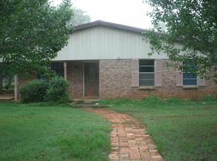 1882 County Road 1595, Grapeland, TX 75844