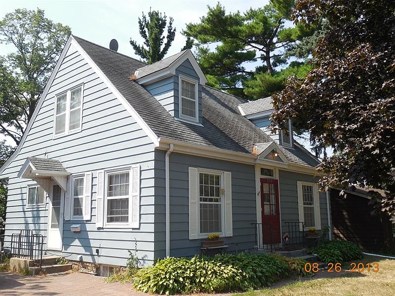 1st image of 556 Wheelock Pkwy E