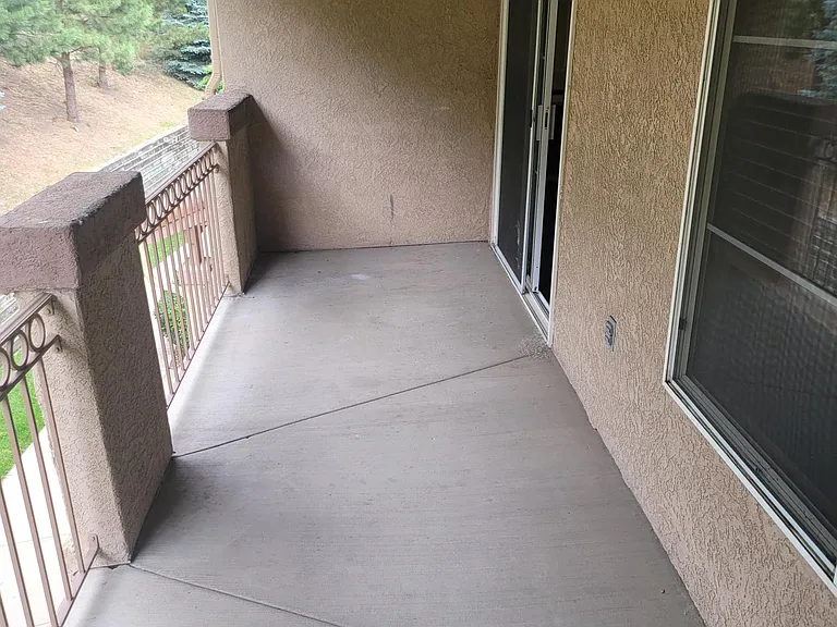 1725 Courtyard Hts #3 — Photo 15
