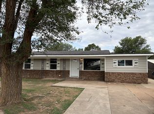 1042 Hodges St, Amarillo, TX 79104