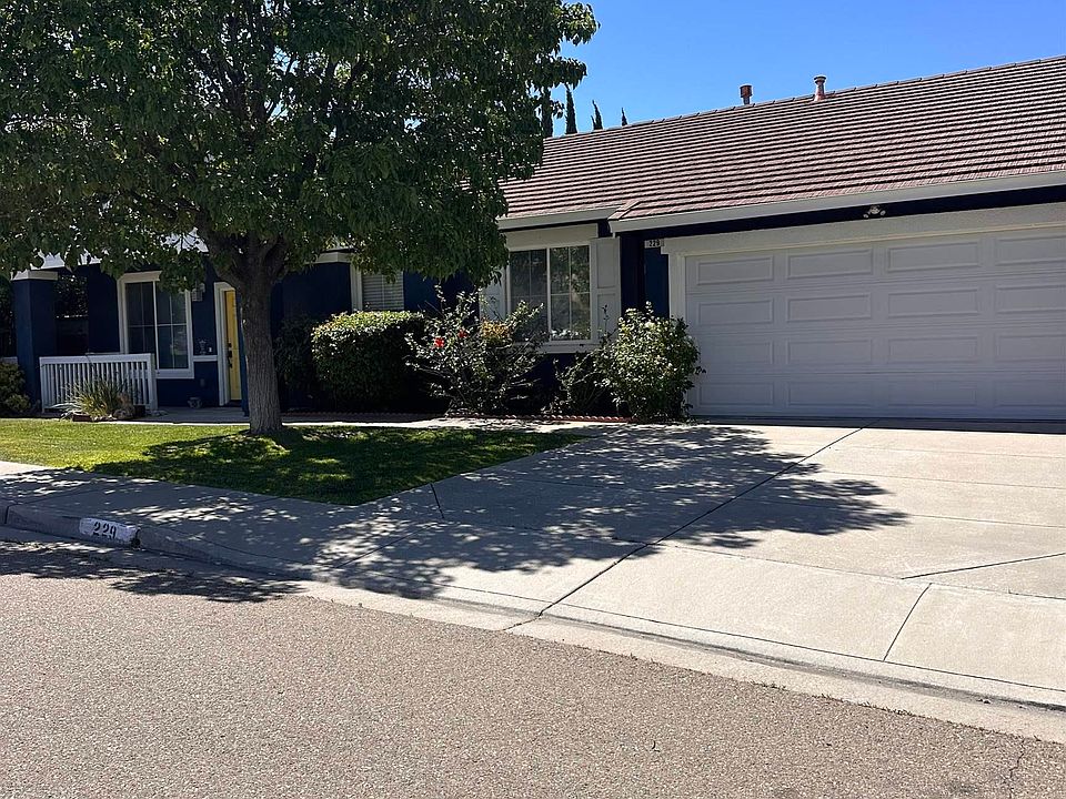 1st image of 229 Millbrook Dr