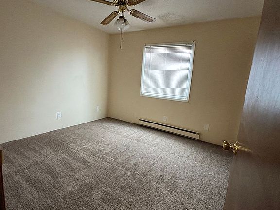 4th image of 2555 Wedgewood Rd #27