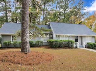 3080 Redwine Rd, East Pt, GA 30344