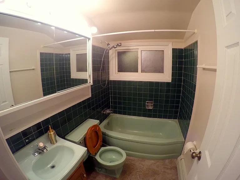 Bathroom - 2nd floor