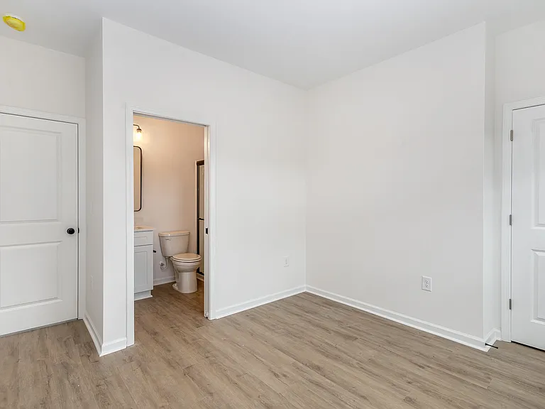 1205 Lomax Ave — Photo 33