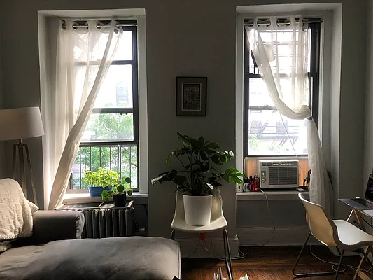 Rented by Urban Real Estate Property Group Inc | media 7