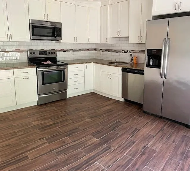 619 Heritage Hls #B — Photo 2