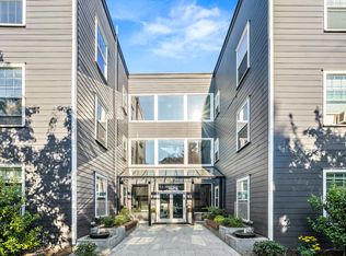 Madison View, Seattle, WA 98112