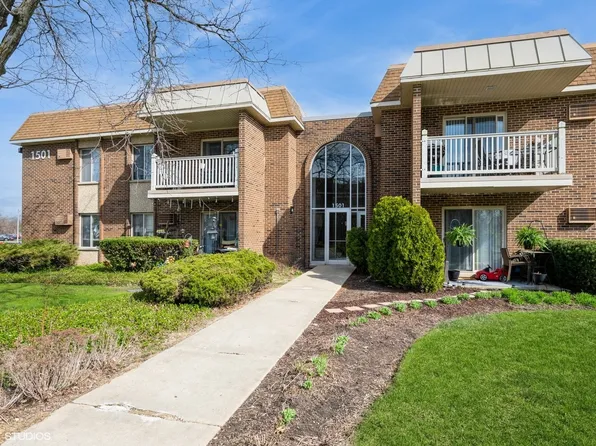 1501 E Churchill Dr Unit 104, Palatine, IL 60074