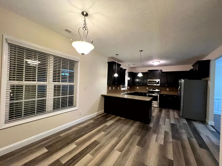 2458 Market Hill Dr — Photo 5