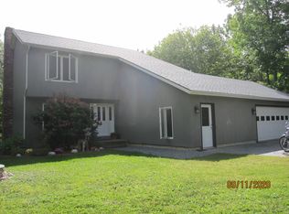 58 Surrey Ln, Hampden, ME 04444