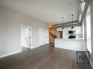 1523 Chicago, Chicago, IL 60642
