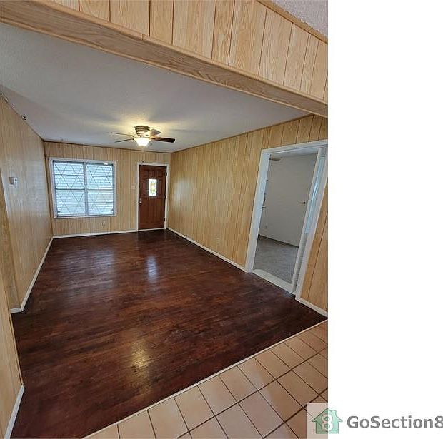 1st image of 4734 Larkspur Ln