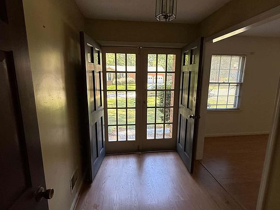 3rd image of 336 Saint Albans Rd