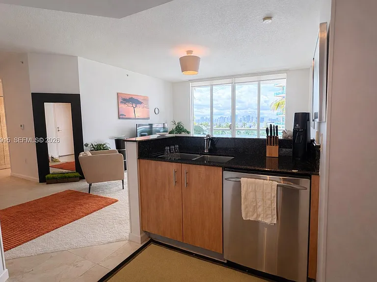 7900 Harbor Island Dr #706 — Photo 13