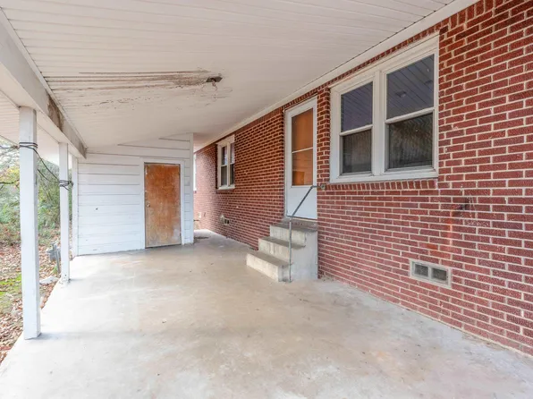 4927 Pike Ave, North Little Rock, AR 72118