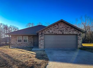 605 Carson Rd, Roland, OK 74954