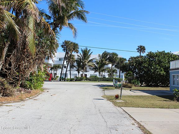 3rd image of 2700 Highway A1a #4