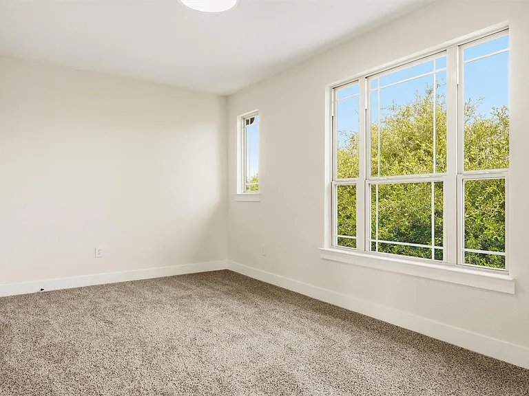 9507 McKnight Loop — Photo 30