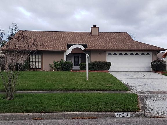 5th image of 7629 Dundas Dr