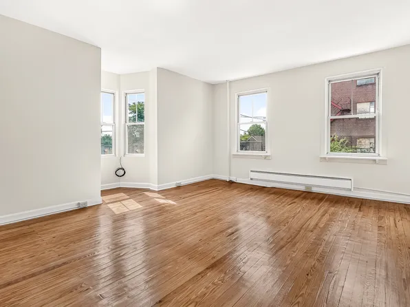 243 E 2nd St #2, Frederick, MD 21701