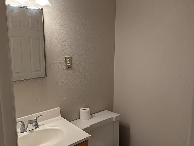 2223 Jackson Dr — Photo 6