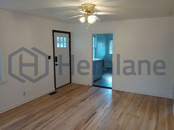 4th image of 701 E Columbia Ave