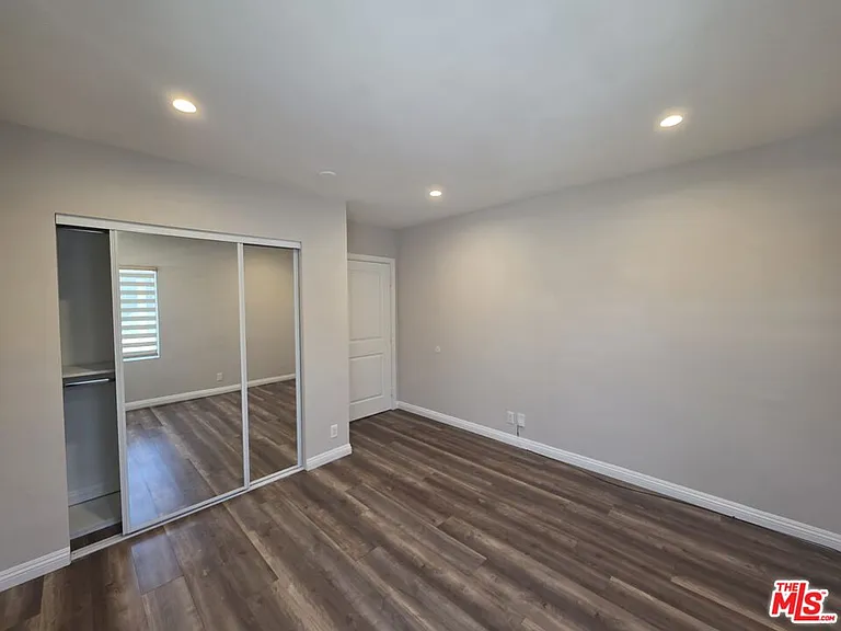 2012 S Holt Ave #2014 — Photo 12